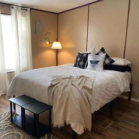 Convenient And Spacious Home In Stanton, Ky Buitenkant foto