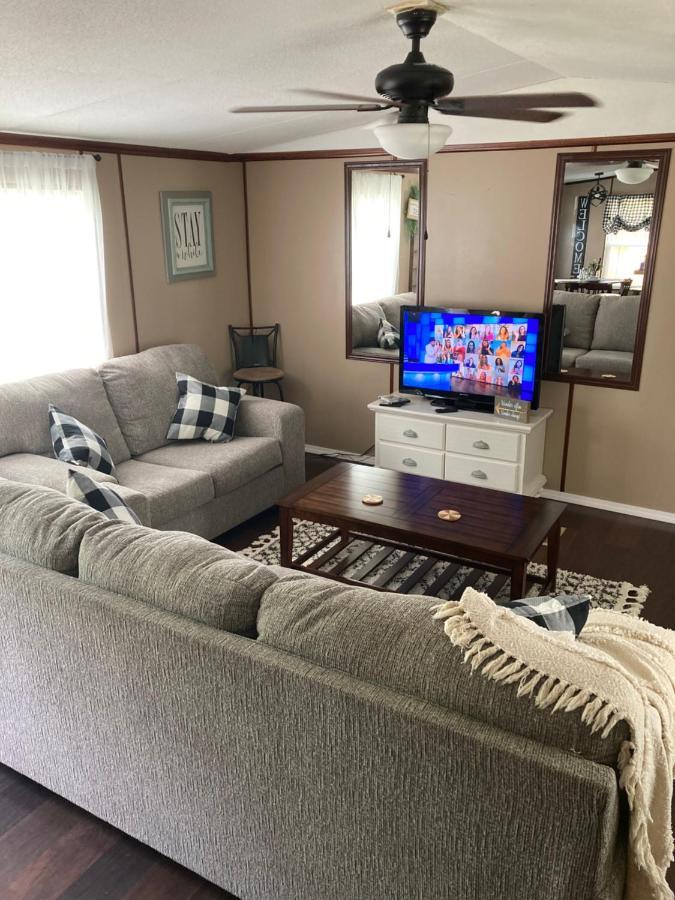 Convenient And Spacious Home In Stanton, Ky Buitenkant foto