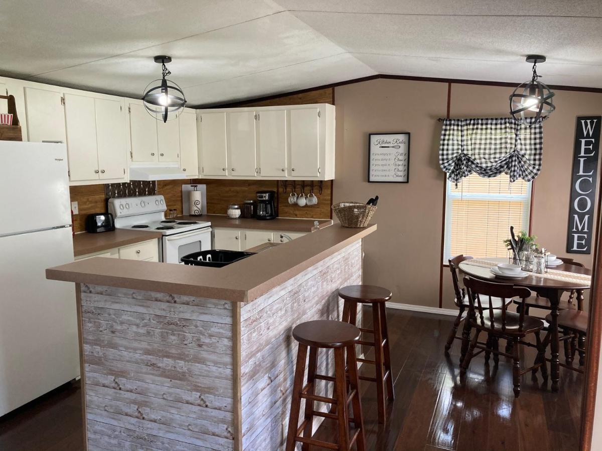 Convenient And Spacious Home In Stanton, Ky Buitenkant foto